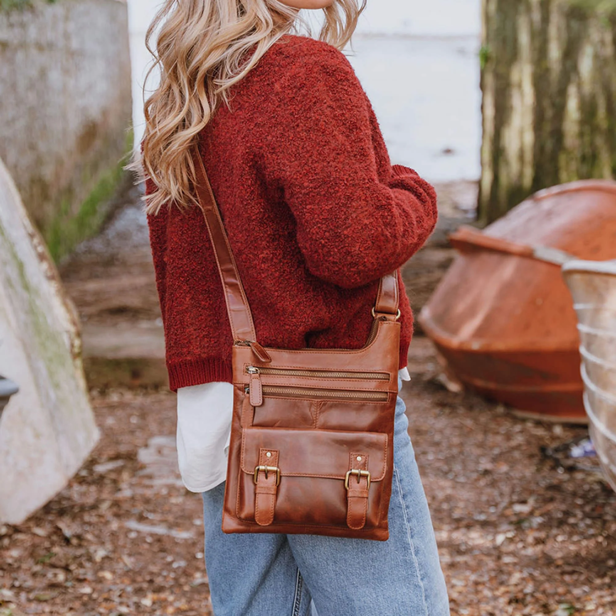 Tilly ブラウン ショルダーバッグ Tilly Leather Crossbody Bag, Brown | The Leather Store